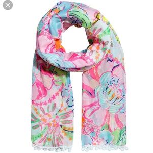 Lilly Pulitzer x Target Nosie Posey Scarf